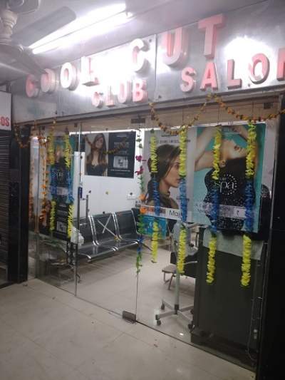 coolcut club salon munirka comp